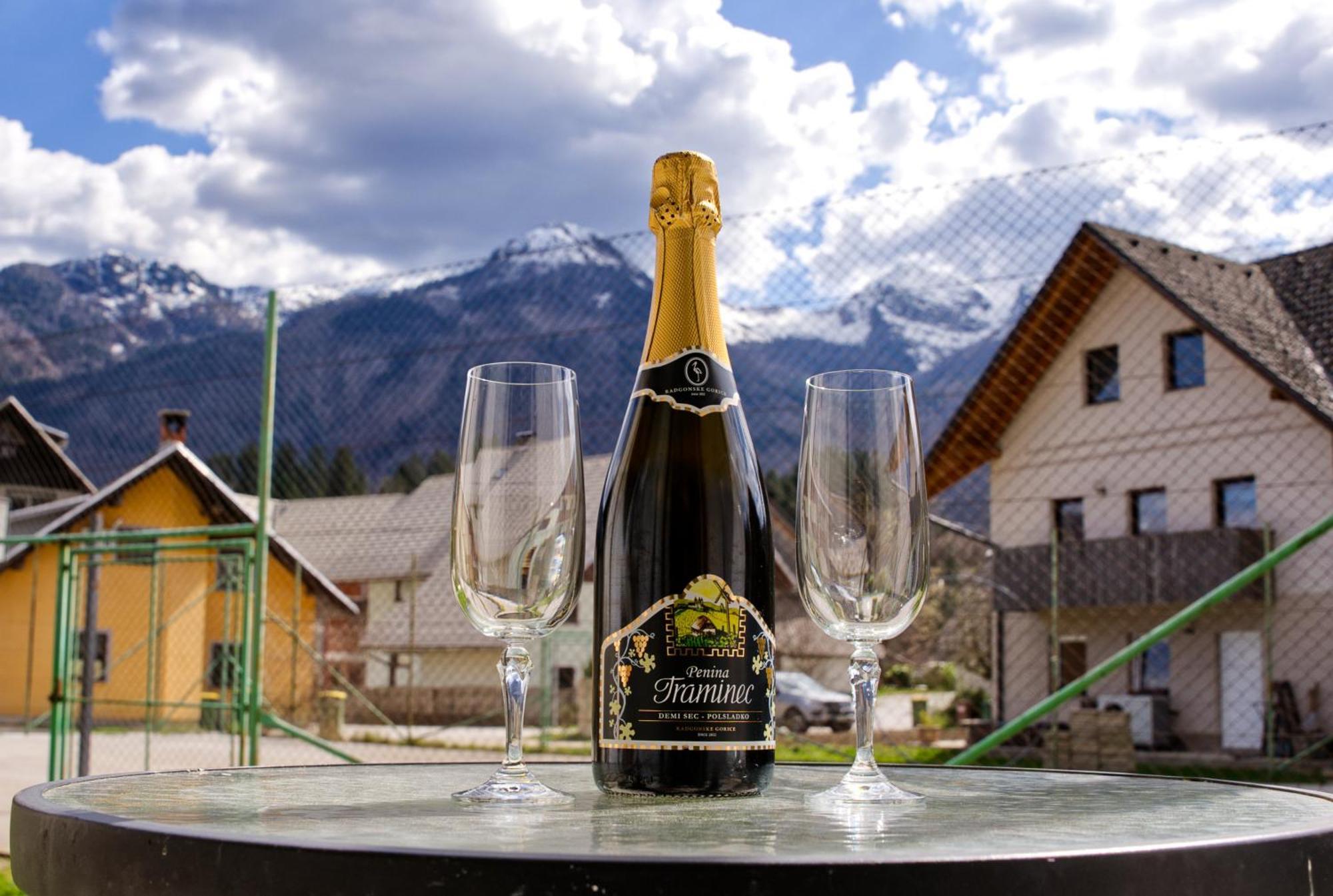 Apartma In Studio Jerca Ob Savi Bohinj Buitenkant foto